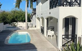 Cas Grandi Studios & Apartments With Pool & Jacuzzi